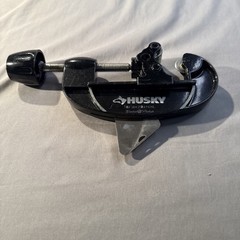 Husky Manual Ratcheting Quick-Release Tube Cutter Black 2-1/8&Prime; 1000 002 732