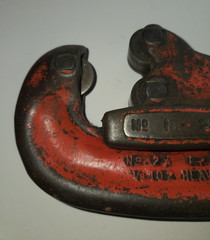 RIDGID Model 2-A Adjustable Heavy-Duty Pipe Cutter 1/8 in. to 2 in. Capacity