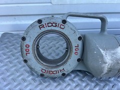 Ridgid 700 T2 Pipe Threader 12R Die Set 1/2 &ndash; 2&Prime; and Pipe Cutter