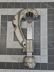 Ridgid No. 205 Pipe Cutter 1/4&Prime;-2 3/8&Prime; Heavy Duty Aluminum Framed Plumbing Tool