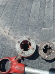 RIDGID 00-R 3/8, 1/2, 3/4 , 1 ,Pipe Threader Die Head w/ RIDGID Ratchet Handle