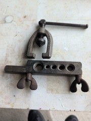Vintage IMPERIAL BRASS CHICAGO 1/4&Prime; &ndash; 5/8&Prime; Flaring Tool 300-F