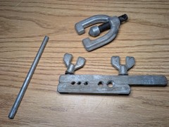 Snap-On TFM-5 Metric Double Flaring Tool Kit &ndash; USA &ndash; USED