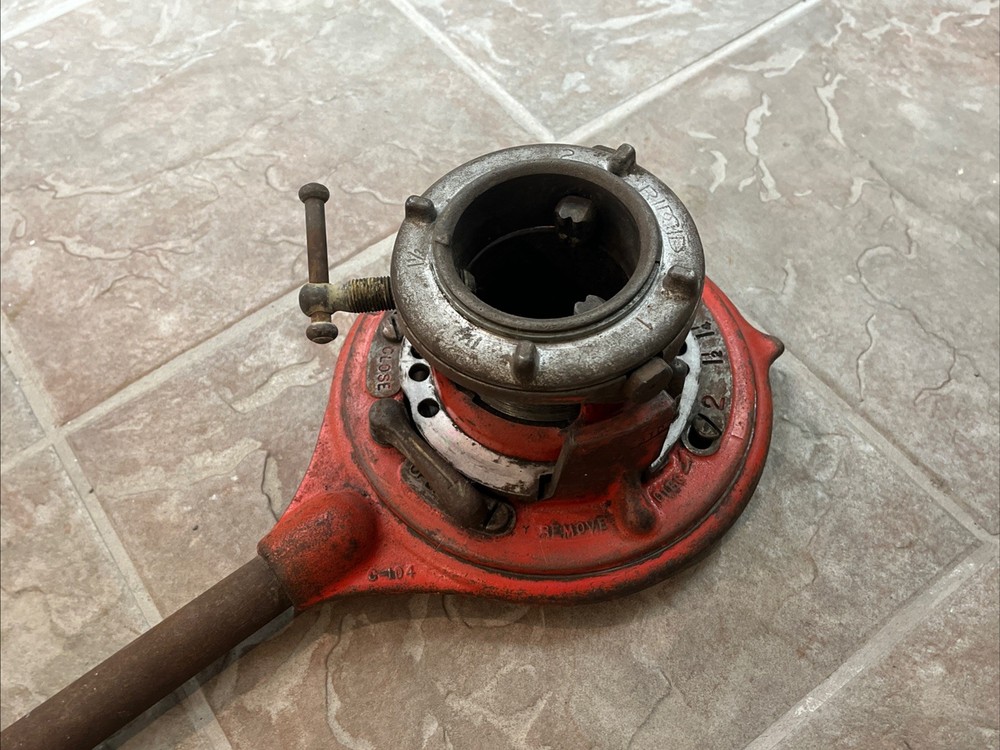 Ridgid No 65-R Pipe Threader 1&rdquo; To 2&rdquo; With Handle 65R
