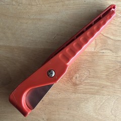 Malco Tools ABS PVC and PEX Sure Grip Tube Slicer / Cutter TC400