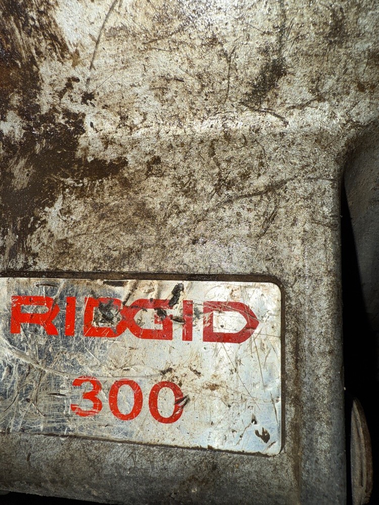 RIDGID 15682 Pipe Threading Machine