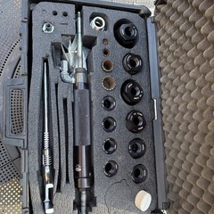 Reed FT2000UNIV Feed Tap Drilling Machine 09165