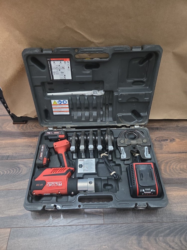 RIDGID RP 350 PRESS TOOL KIT &ndash; 1/2&Prime;-2&Prime; JAWS, 2 BATTERIES, CHARGER & MANUALS