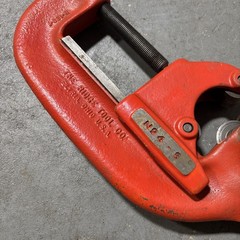 RIDGID 32840 MODEL 4-S HEAVY DUTY PIPE CUTTER 2&Prime; TO 4&Prime; CAPACITY MADE IN USA