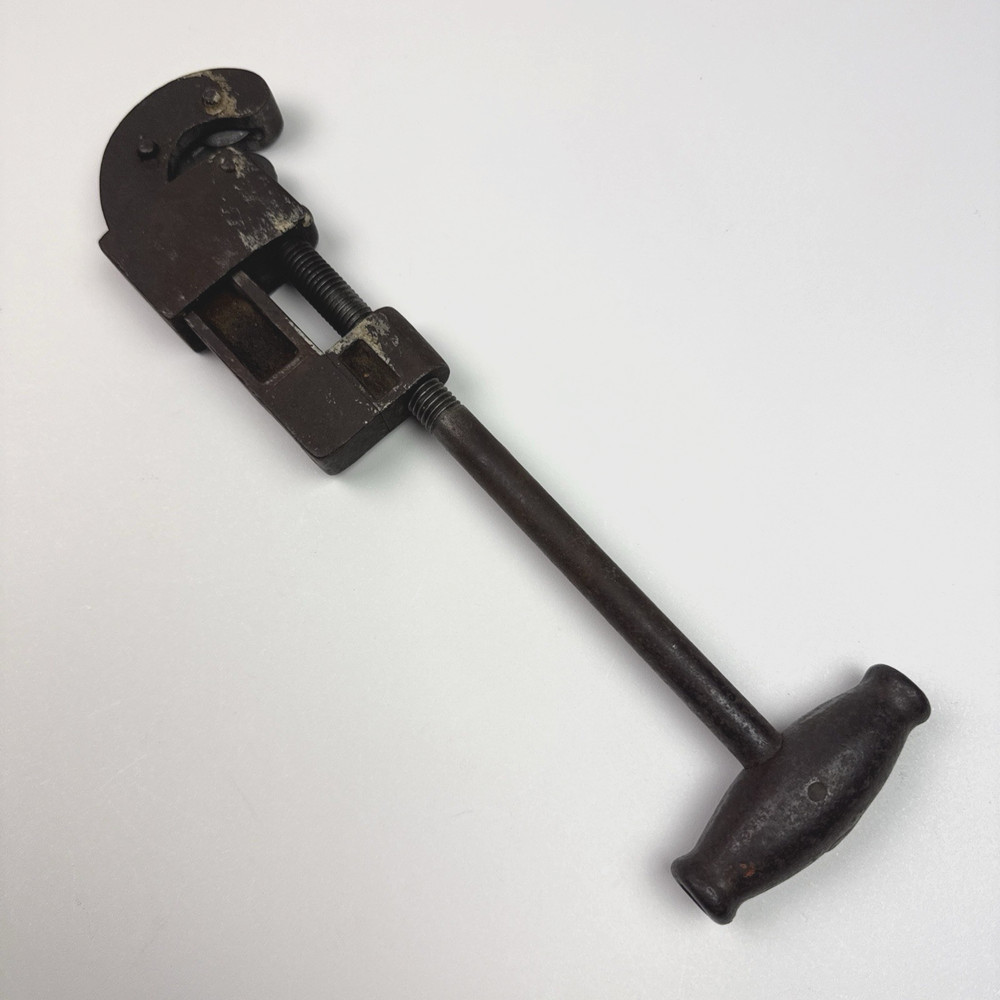 Antique 1880s Barnes Tool Co. No. 1 Heavy Duty 3 Wheel Pipe Cutter
