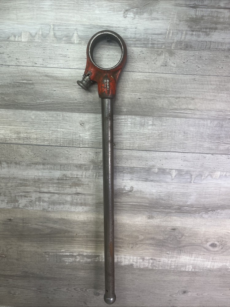 Ridgid 111-R Pipe Threader Ratchet 24 Inch Orange Pipe Thread No Dies