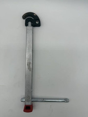 Milwaukee 1.25 in. Basin Wrench 48-22-7001