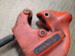 The Ridge Tool Co. Heavy Duty Pipe Cutter No. 4-S