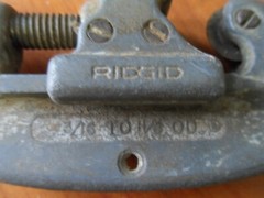 VINTAGE THE RIDGE TOOL CO. RIDGID NO. 00 3/16 TO 1 1/8&Prime; O.D PIPE CUTTER