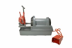 Reconditioned RIDGID&reg; 1822-I Auto Chuck Pipe Threading Machine 20000 815A & Dies
