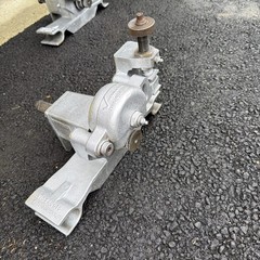 VICTAULIC MODEL 226M ROLL GROOVER 4 2&Prime; &ndash; 6&Prime; METAL PIPE 4 RIDGID 300 ROLL GROOVER