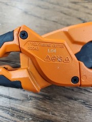 KLEIN TOOLS 50043 PEX & TUBING CUTTER 1&rdquo; | 0435