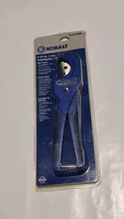 Kobalt 1 1/2 Poly Pipe Cutter Brand New In Package! 0131394