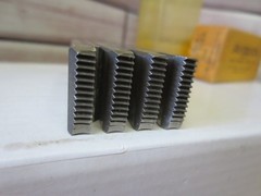 RIDGID Bolt Dies 500B 1/4-20 N.C. &ndash; R.H. High Speed with Box Super Nice Item