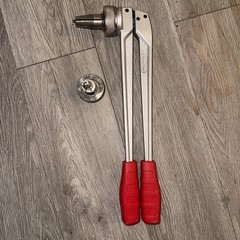 Sioux Chief 1/2&Prime; & 3/4&Prime; PEX Expansion Tool