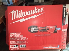 Milwaukee 2473-22 M12 Force Logic 5400 lbs Press Tool Kit, 1/2&Prime; &ndash; 1&Prime; Jaw