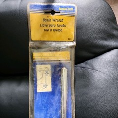BRASSCRAFT T151 BASIN WRENCH 12&Prime; great condition