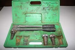 Wirsbo professional quality expander tool w/ 3 sizes and holding case