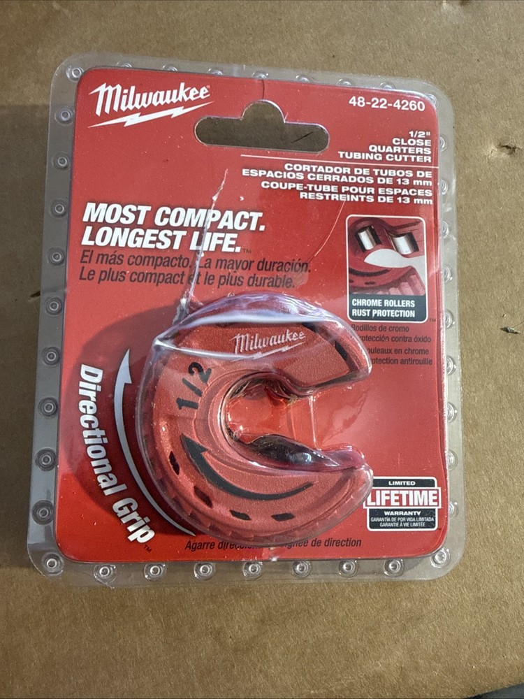 Milwaukee 1/2 in. Close Quarters Tubing Cutter Model 48-22-4260