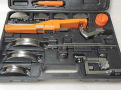 VEVOR Ratcheting Pipe Tube Bender 1/4&Prime;-7/8&Prime; 90&deg; Forward/Reverse Bending 7 Dies