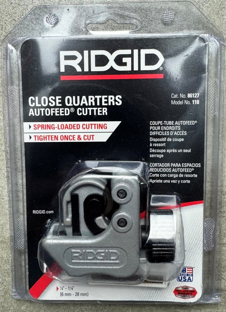 RIDGID 86127 118 Close Quarters AUTOFEED&reg; Tubing Cutter 1/4 &ndash; 1 1/8&Prime; Capacity
