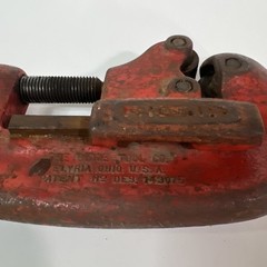 RIDGID No. 1-2 Heavy Duty Pipe Cutter Tool 1/8 To 1 1/4 Trademark Ridge Tool Co