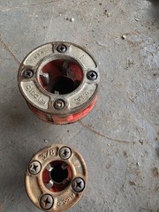 RIDGID 1&rdquo; And 3/8&Prime; OO-R Hand Threader Die Head