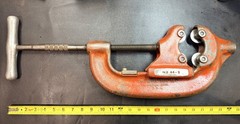 RIDGID 44-S 32880 Heavy Duty 4-Wheel 2-1/2&Prime; &ndash; 4&Prime; Pipe Cutter USA