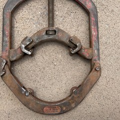 REED TOOLS 4-WHEEL HINGED PIPE CUTTER, H-12, 8&Prime; to 12&Prime; CAPACITY