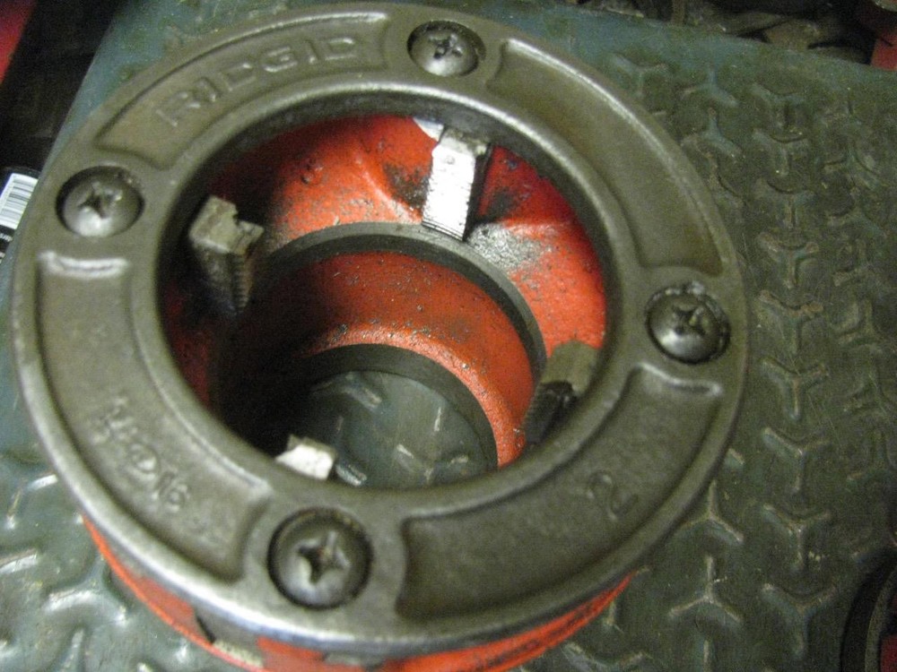 Ridgid 12R 2&Prime; Die Head Ratchet Hand Pipe Threader 700 Power Drive