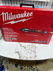 Milwaukee 2922-22 M18&trade;️ FORCE LOGIC&trade;️ Press Tool w/ ONE-KEY&trade;️ w/ 1/2&Prime;-2&Prime; CTS