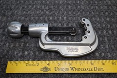 Ridgid Pipe Cutter Aluminum 65S 1/4&Prime; to 2 5/8&Prime; OD Quick Action Tubing Cutter