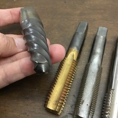 (3) Taps 3/4-16, 3/4-10 And ? & 1 Extractor Ace Ex-7 (17/32)