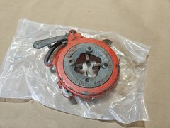 Ridgid 97065 811A Universal Quick Opening Right Hand Oiling Die head 1/8 -2&Prime;