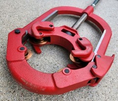 Hinged Pipe Cutter CAPACITY 4&Prime;-6&Prime; S/N: 20672091 NICE-LOOKING!!