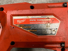 Milwaukee M18 FUEL 2874-20 Pipe Threader &ndash; Red