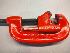Vintage Ridgid No. 1 &ndash; 2 Heavy Duty 1/8&Prime; to 2&Prime; Inch No. 2 Pipe Cutter Nice!!