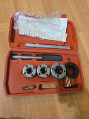Ratchet Pipe Threader Kit Ratcheting Pipe Threading Tool Set w/ 3 Dies (A)