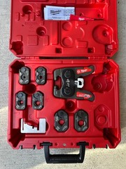 Milwaukee M18 49-16-2661ZX 1/4&Prime;-7/8&Prime; ZoomLock MAX HVAC Pivoting Press Ring Kit