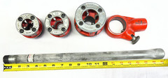 Rigid Ratcheting Pipe Threader 00-R 18&Prime; Handle 3 dies 1/2&Prime; 3/4&Prime; 1&Prime; Used