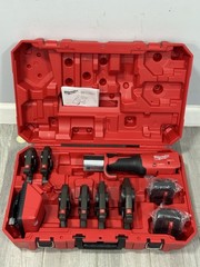 Milwaukee 2922-22 M18 FORCE LOGIC One Key Copper Press Tool Kit With CTS Jaws