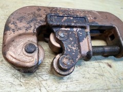 Nice Heavy Duty Armstrong BridgePort No. 2A (1/8 to 2 in) Pipe Cutter Tool- USA