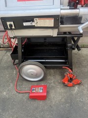 Ridgid 1224 PIPE Threader 1/2&Prime;-4&Prime; Threading Machine with Dies.