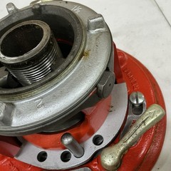 New RIDGID Model No. 65R Ratchet Pipe Threader 1&Prime;-2&Prime; w/ 24&Prime; Handle