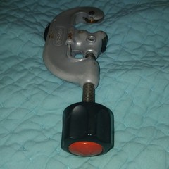 General Tools No 125 Tubing Cutter 1/4 to 1-5/8 Inch OD Gray Plumbing Tool